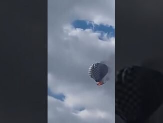 Two British tourists injured as hot air balloon crashes