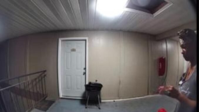 Fire Breaks Out After Dispute Between Couple