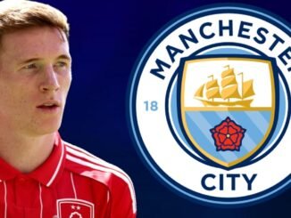 Phil Foden extends stay with Manchester City with four-year contract