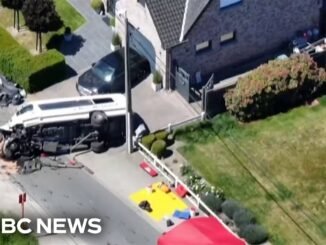 Prisoner escapes custody van UK