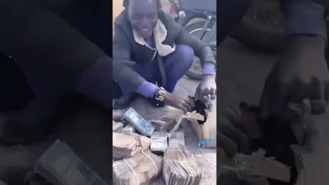Bandits showing off ransom cash