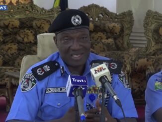 Security guard caught in theft case