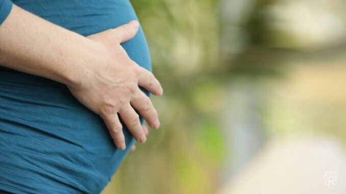 Debate sparks over US pregnancy treatment