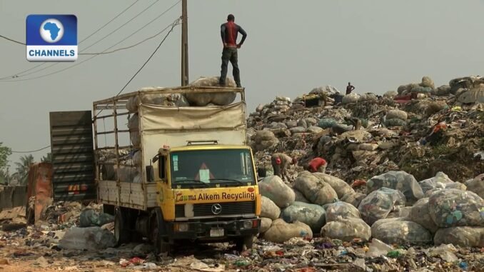 Beheaded Woman's Body Found in Plateau