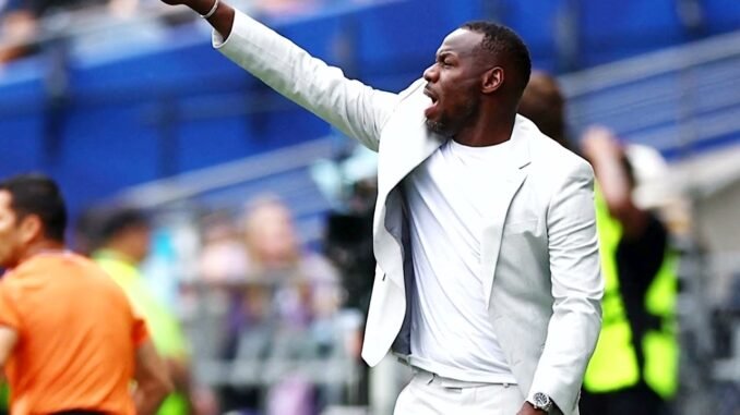 Money row scatters Senegal's World Cup