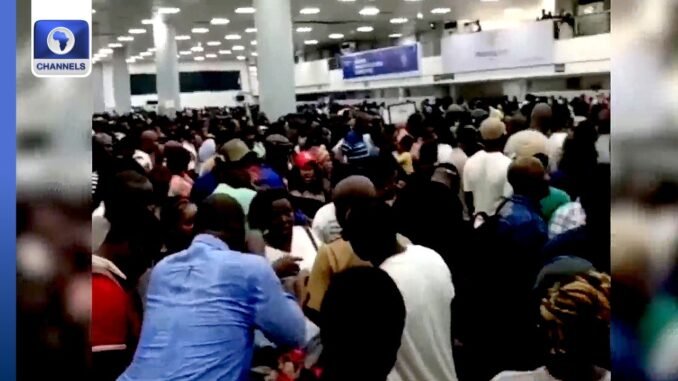 Passengers stranded at Abuja Airport