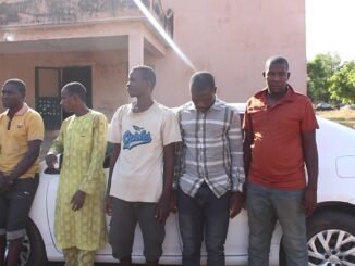 Suspected Phone Thieves Kill Police Inspector's Wife
