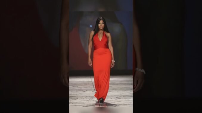 Toni Braxton slays at 59